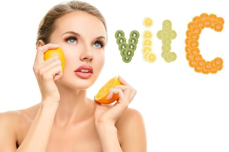 Come, quando e quanta Vitamina C assumere al giorno